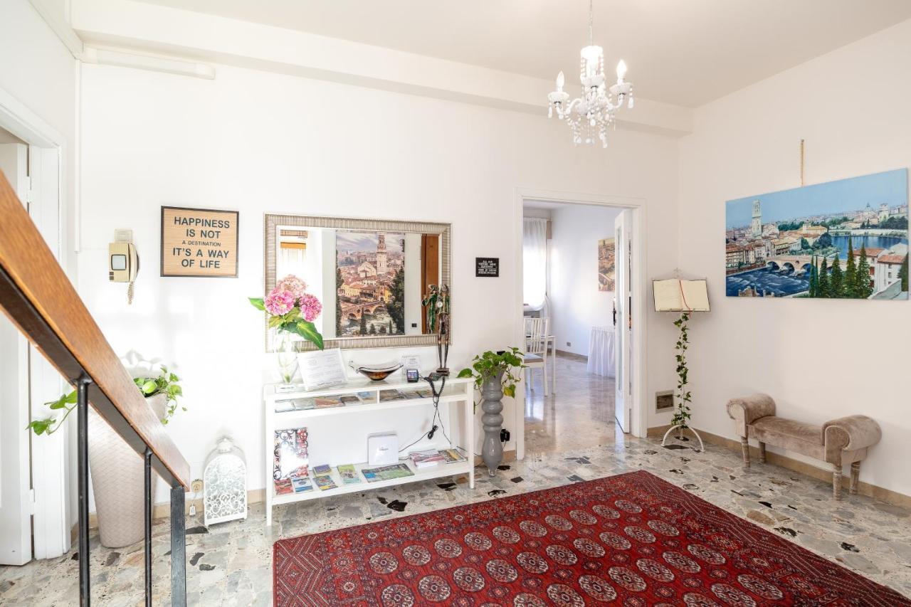 Attico Quarto Di Luna Верона Экстерьер фото